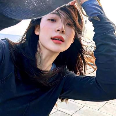 九尾藏不住
